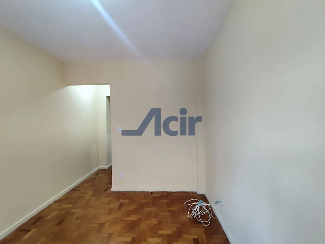 1-bedroom 1-bath apartment with a kitchenette corner — photo 10