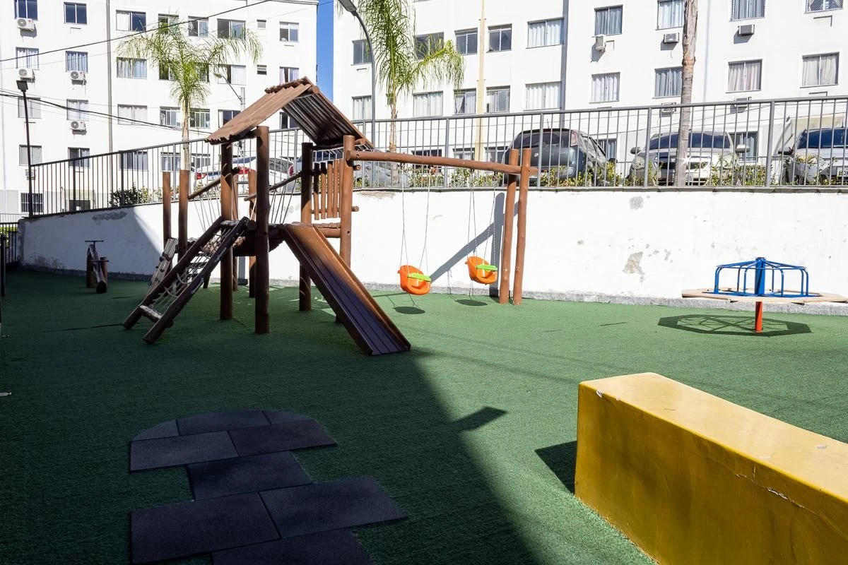 2-bedroom apartment with a grill on the balcony — photo 51