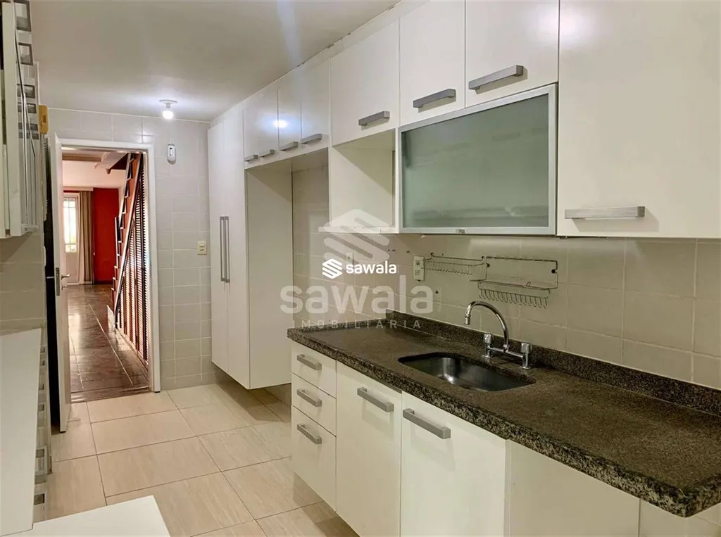 Casa duplex com 4 quartos e 3 banheiros — photo 17