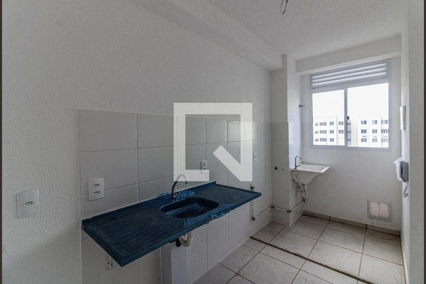 2-bedroom apartment in a building with a pool — photo 35