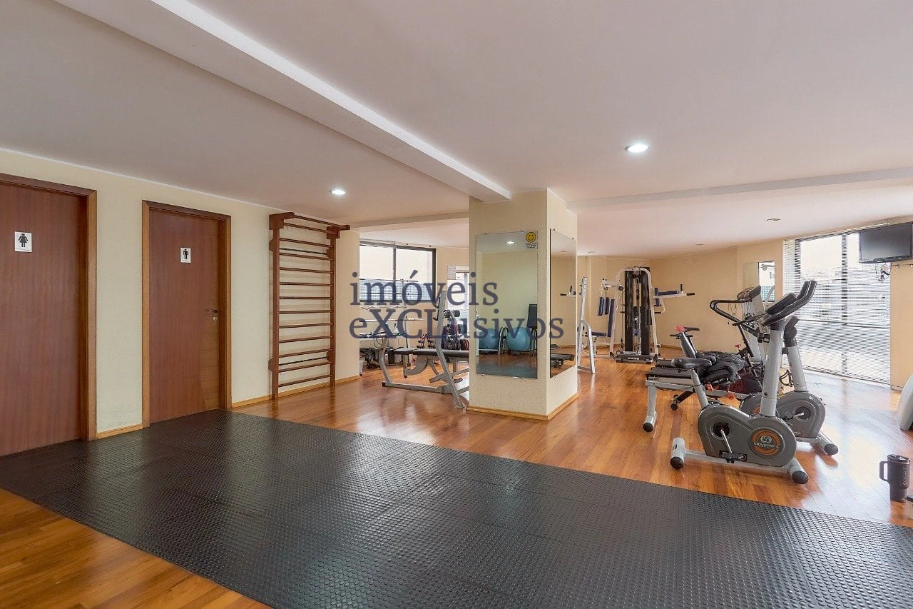 Home office in a 2-bedroom apartment, 110 m² — photo 21