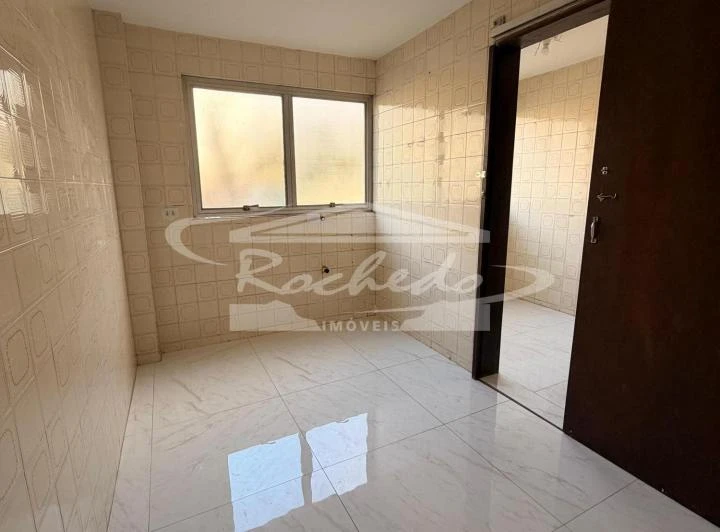 66 m² rental apartment with 2 bedrooms, 1 bath and parking — photo 2
