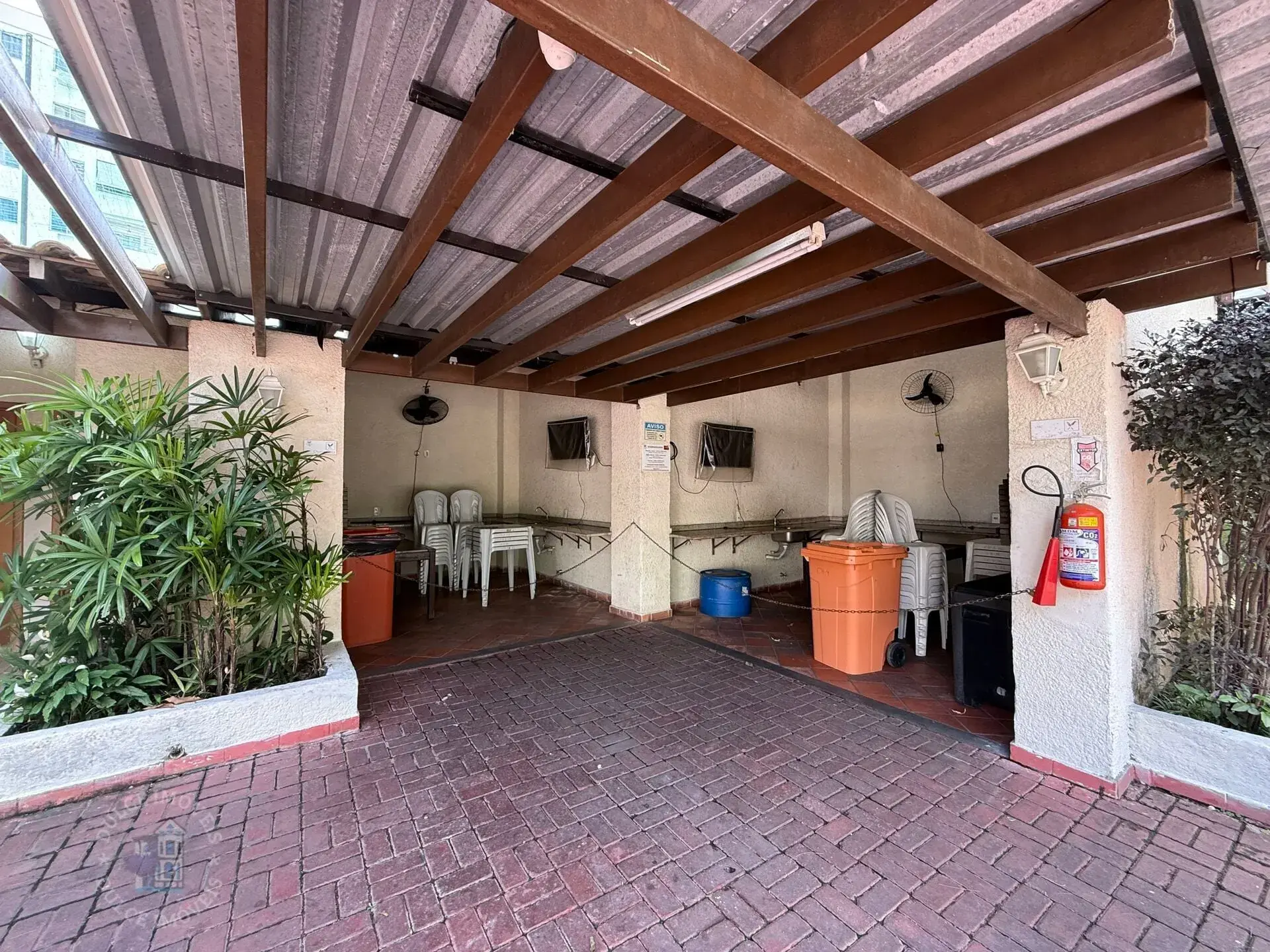 Квартира з 2 спальнями та 1 паркомісцем, 60 м² — photo 39