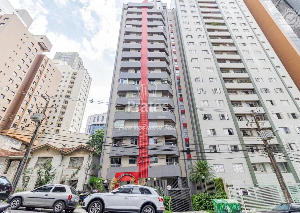 3-bedroom apartment with a glass-enclosed balcony — photo 15