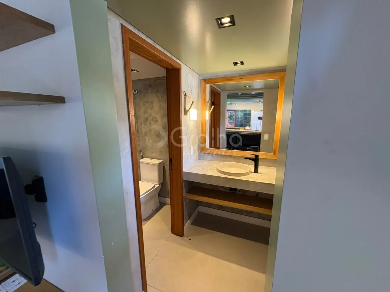 2-bedroom house with a washing machine — photo 3