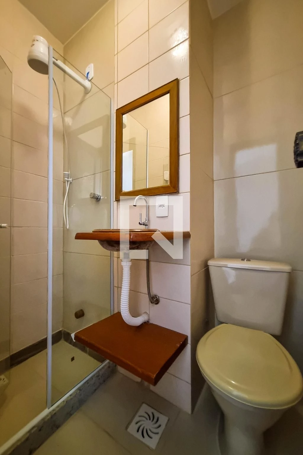 Home office in a 5-bedroom apartment, 127 m² — photo 26