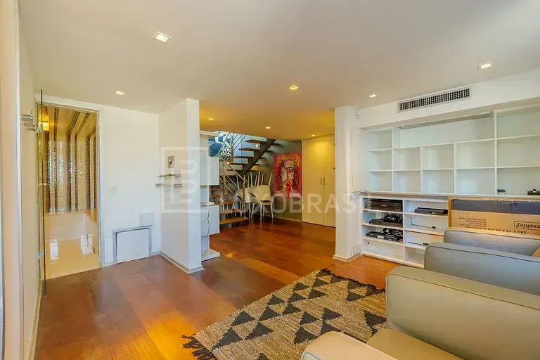 Furnished house with 5 bedrooms and an open-plan kitchen — photo 33