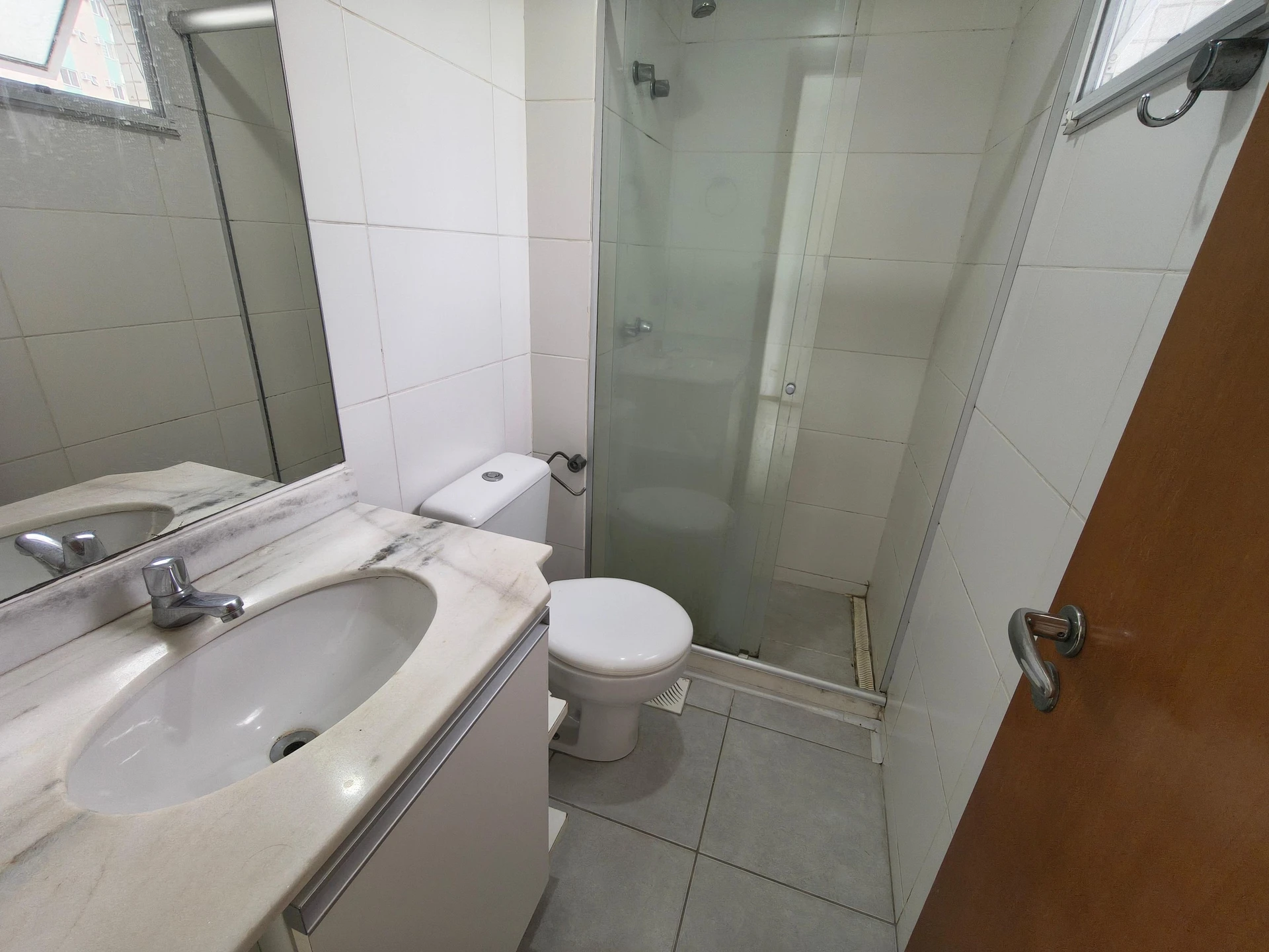 3-bedroom apartment in a building with a sauna — photo 51