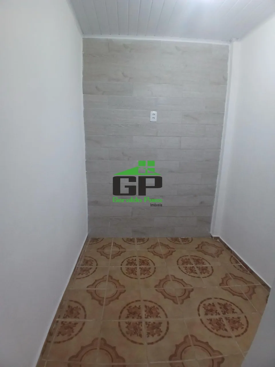 Casa sem mobília com 2 quartos e 1 banheiro — photo 8