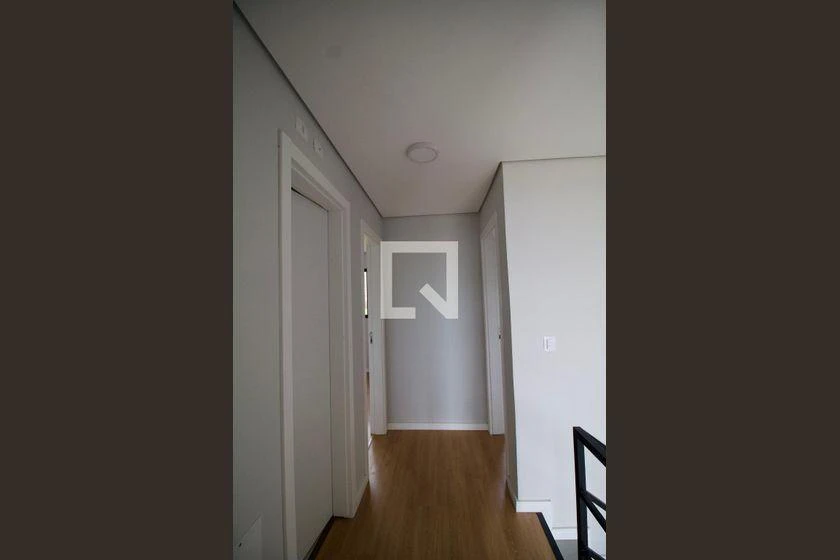 3-bedroom house with floor-to-ceiling windows — photo 24