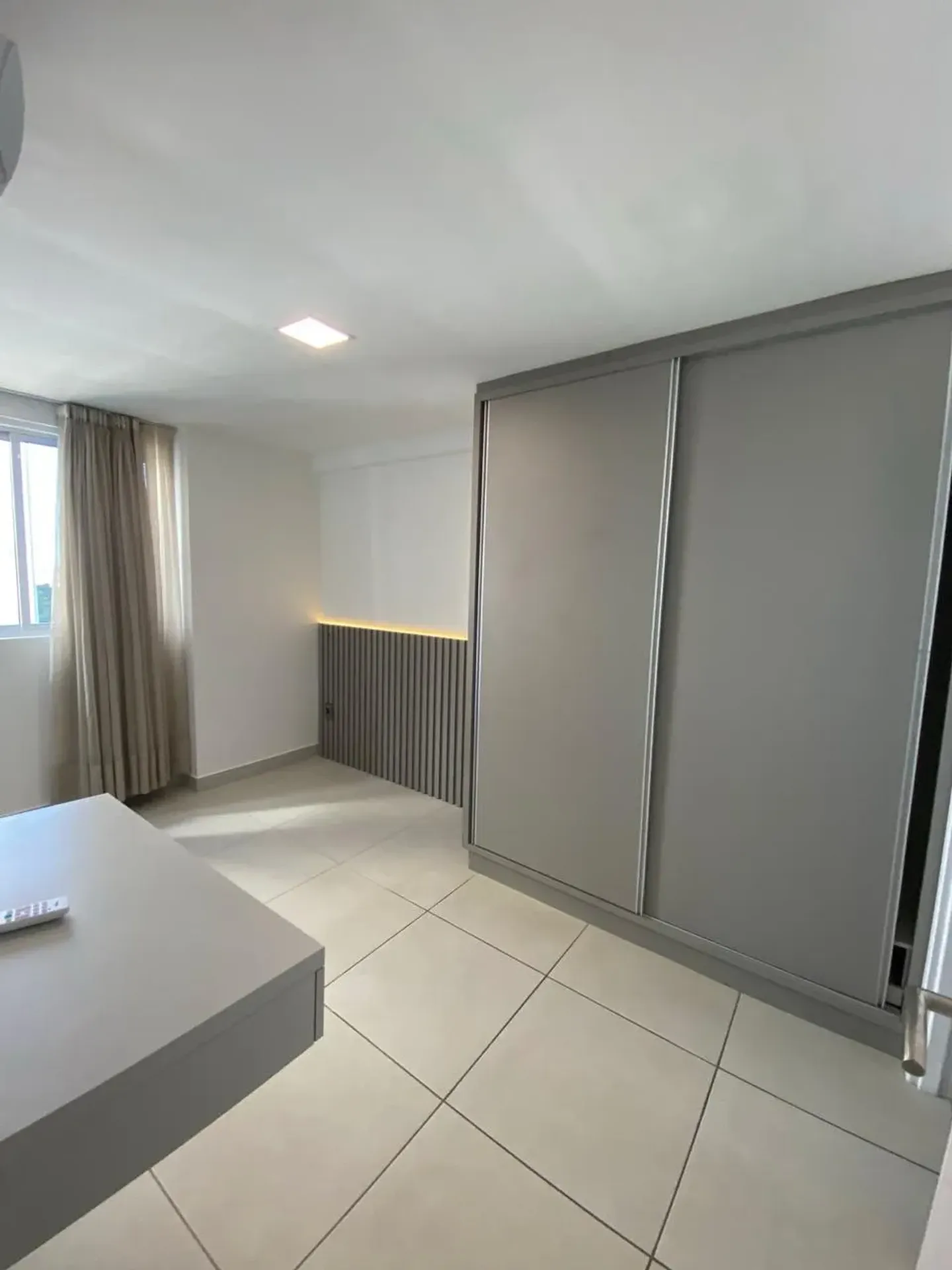 Glass-enclosed balcony in a 2-bedroom apartment, 72 m² — photo 30