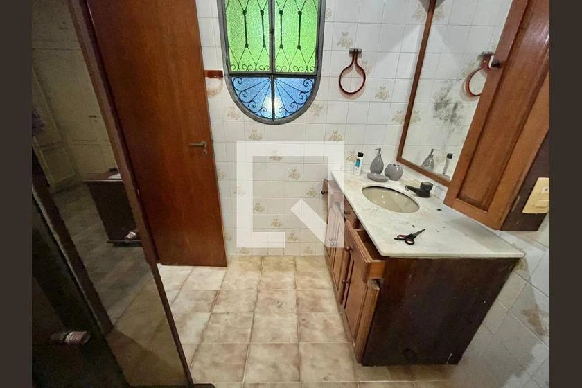 Casa de 300 m² com 4 quartos e 2 vagas — photo 32