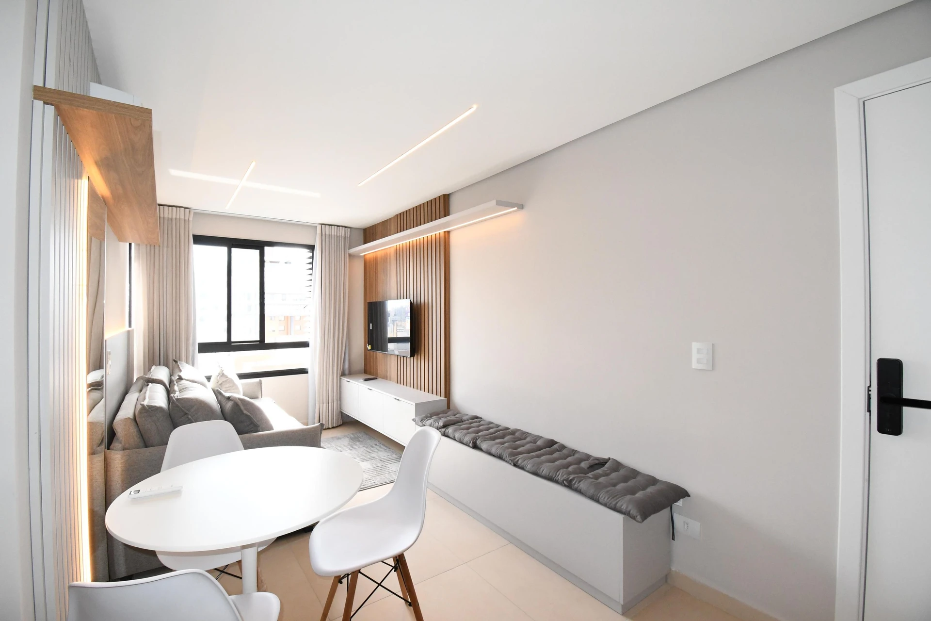 Furnished apartment, 47 m², with a washing machine — photo 13
