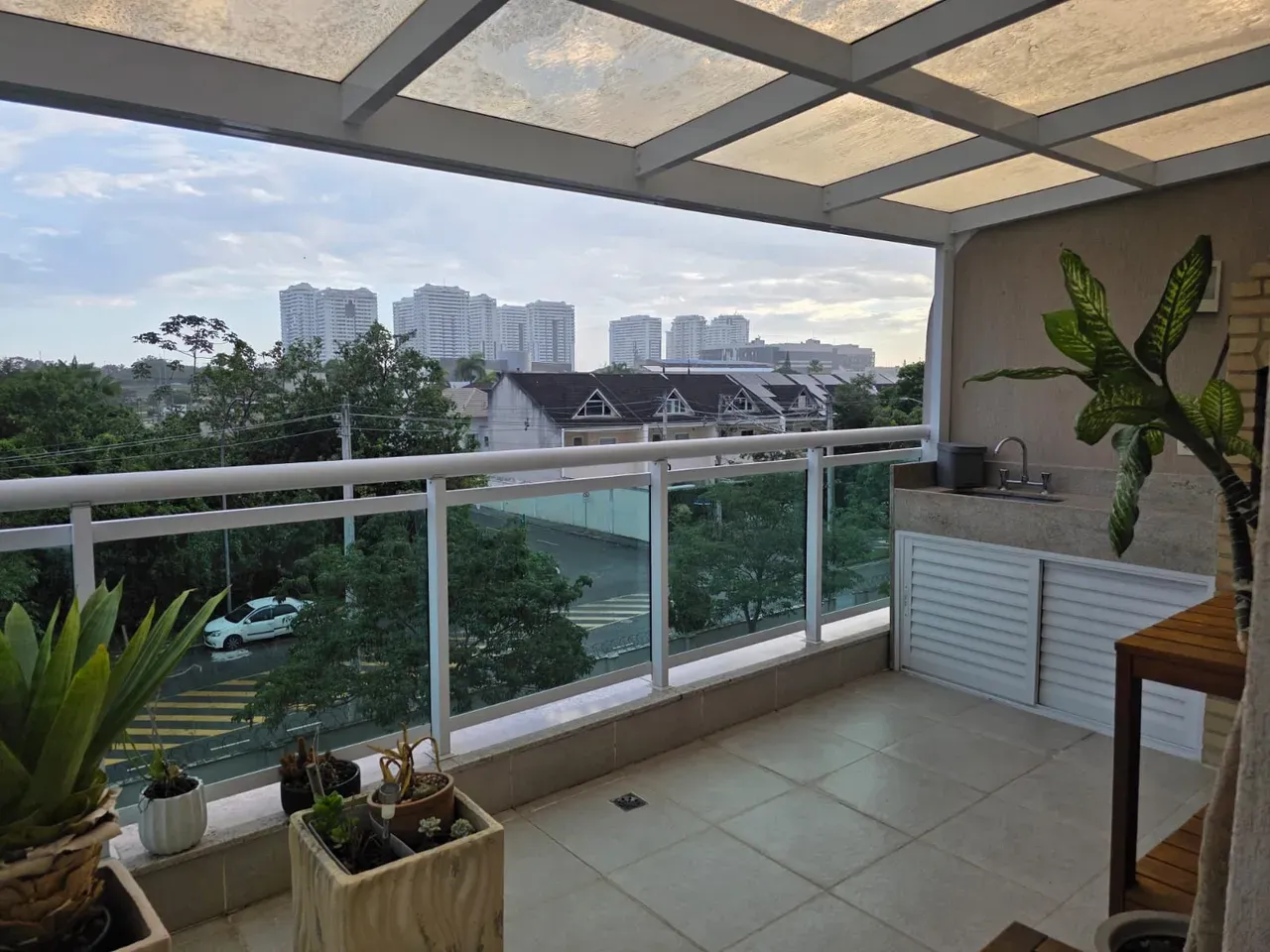 Furnished apartment, 174 m², with a grill on the balcony — photo 18