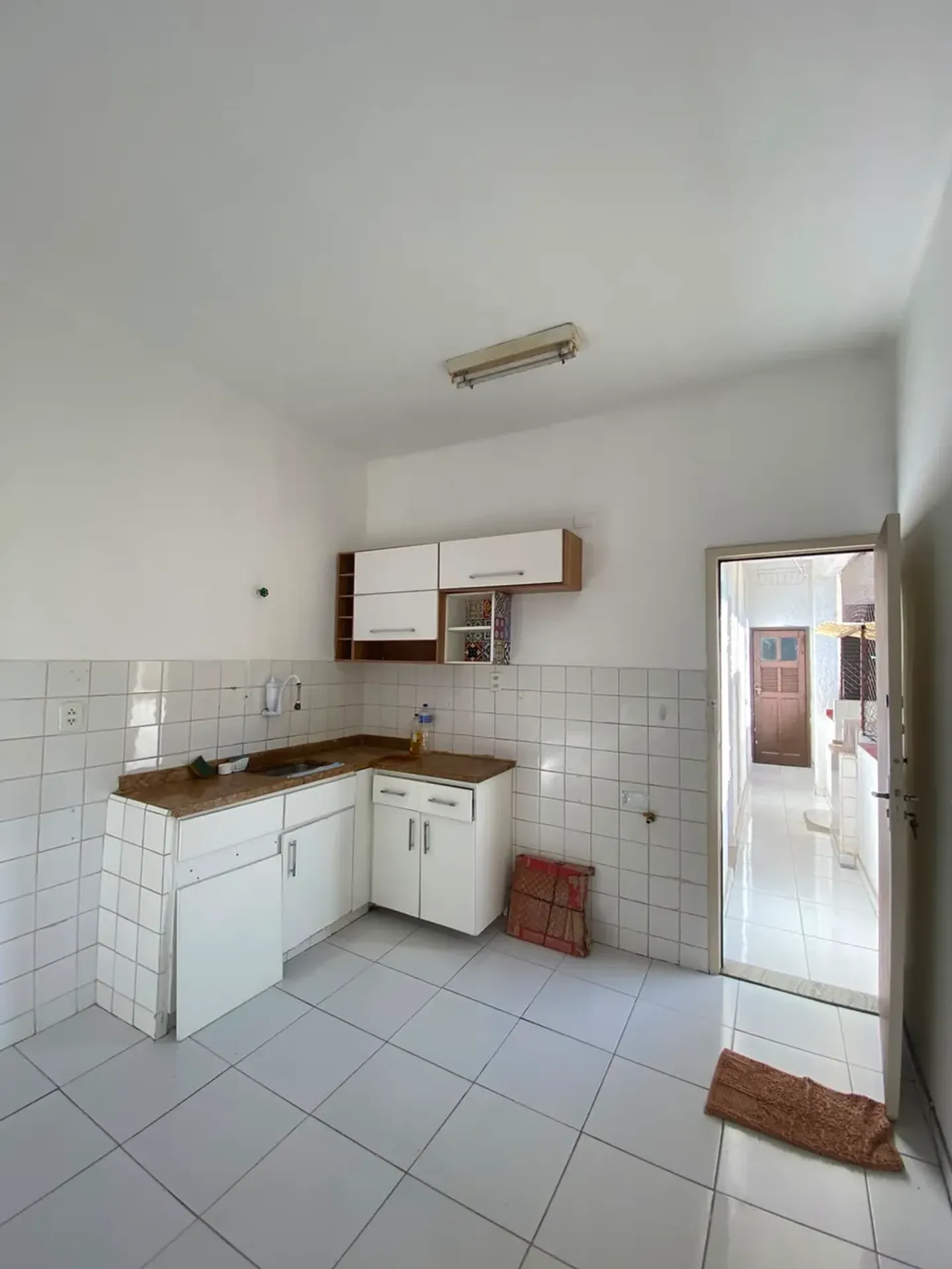 3-bedroom apartment with balcony, 137 m² — photo 17