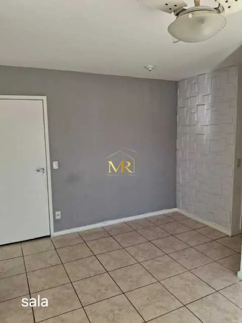 2-bedroom apartment in a building with a pool — photo 18