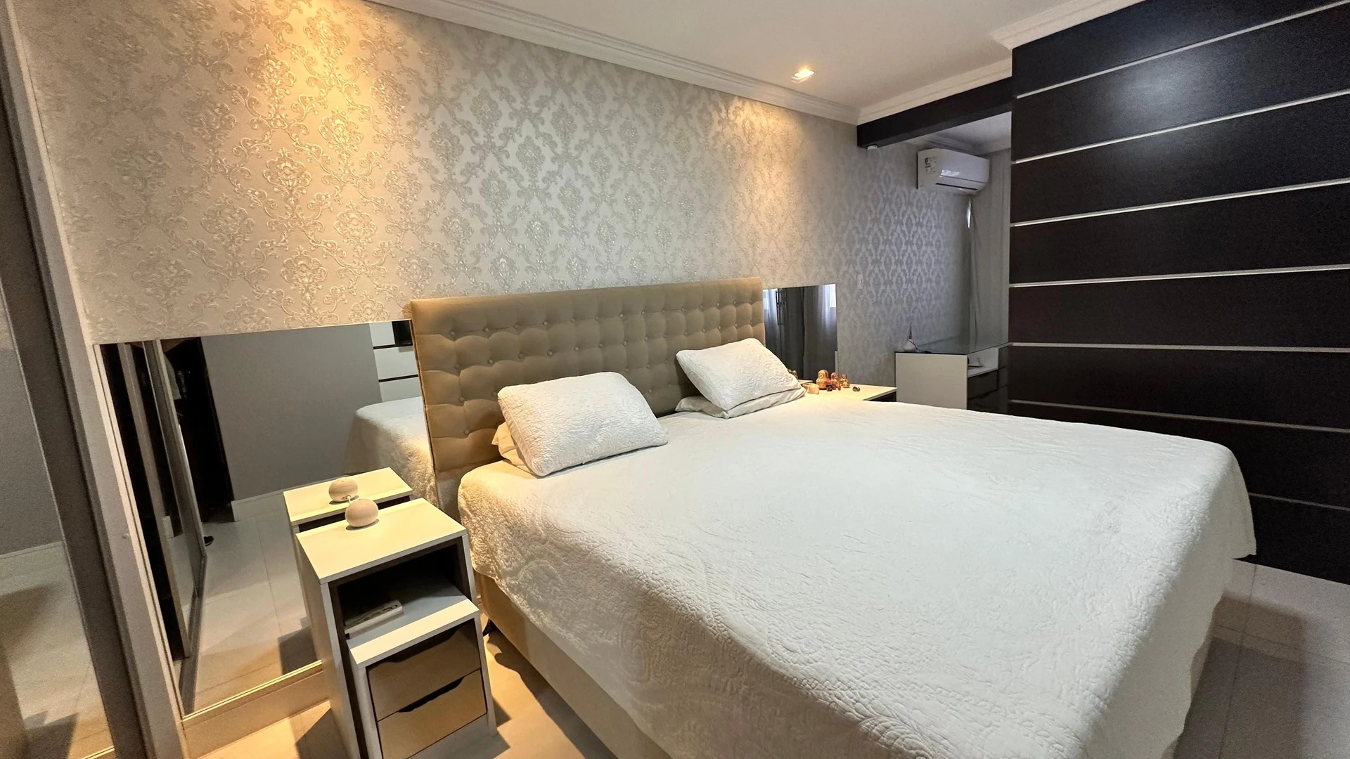 300 m² apartment with a washing machine and a dishwasher — photo 21