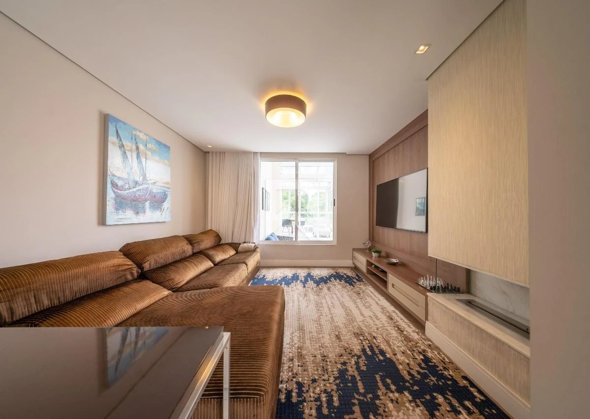 Furnished house, 400 m², with a bathtub — photo 15