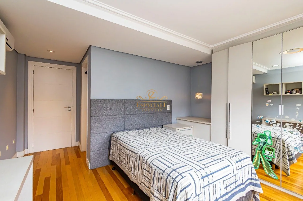 Furnished house with 3 en-suite bedrooms and 631 m² — photo 22