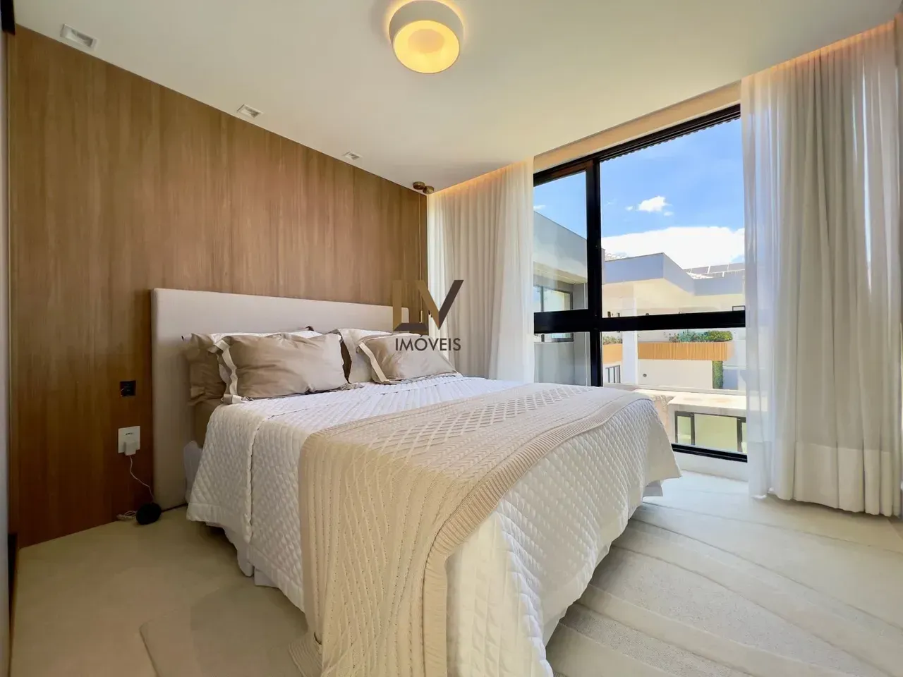 Furnished house with 800 m², 5 bedrooms and open-plan kitchen — photo 45