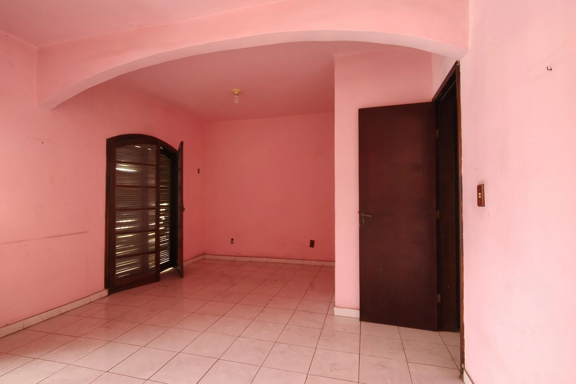 Unfurnished house with 4 bedrooms and private garden — photo 18