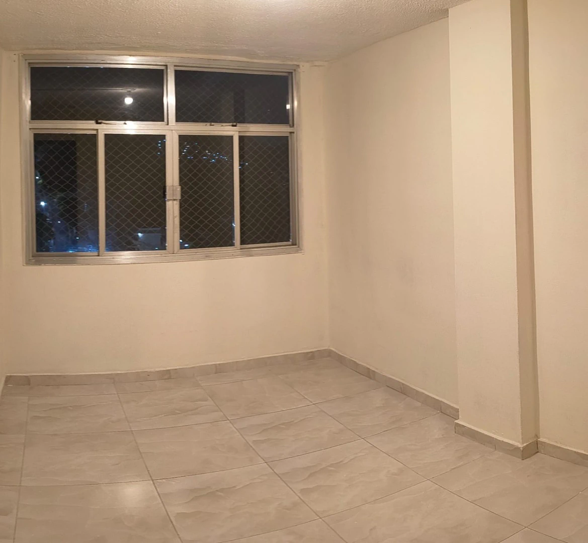 Apartamento com 2 quartos e cozinha fechada — photo 13