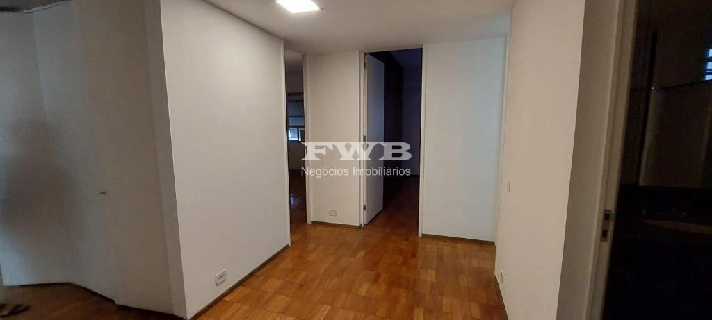 Apartamento de 360 m² con 3 suites y 2 plazas de garaje — photo 6