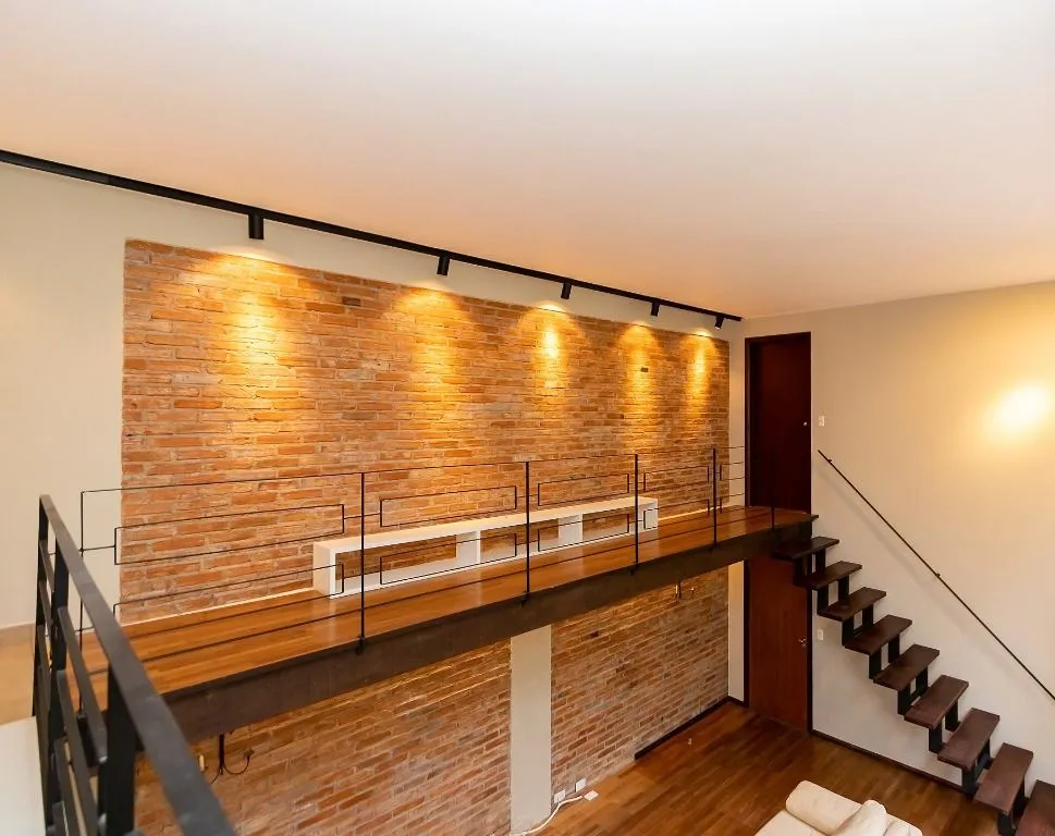 Casa industrial sin amueblar con 3 dormitorios y 890 m² — photo 4