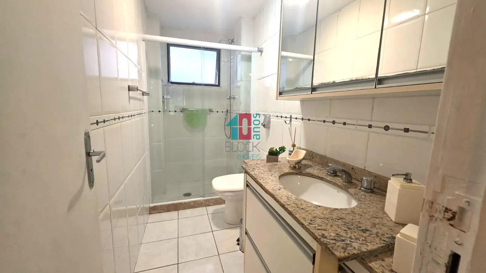 Furnished apartment, 131 m², with a washing machine — photo 18