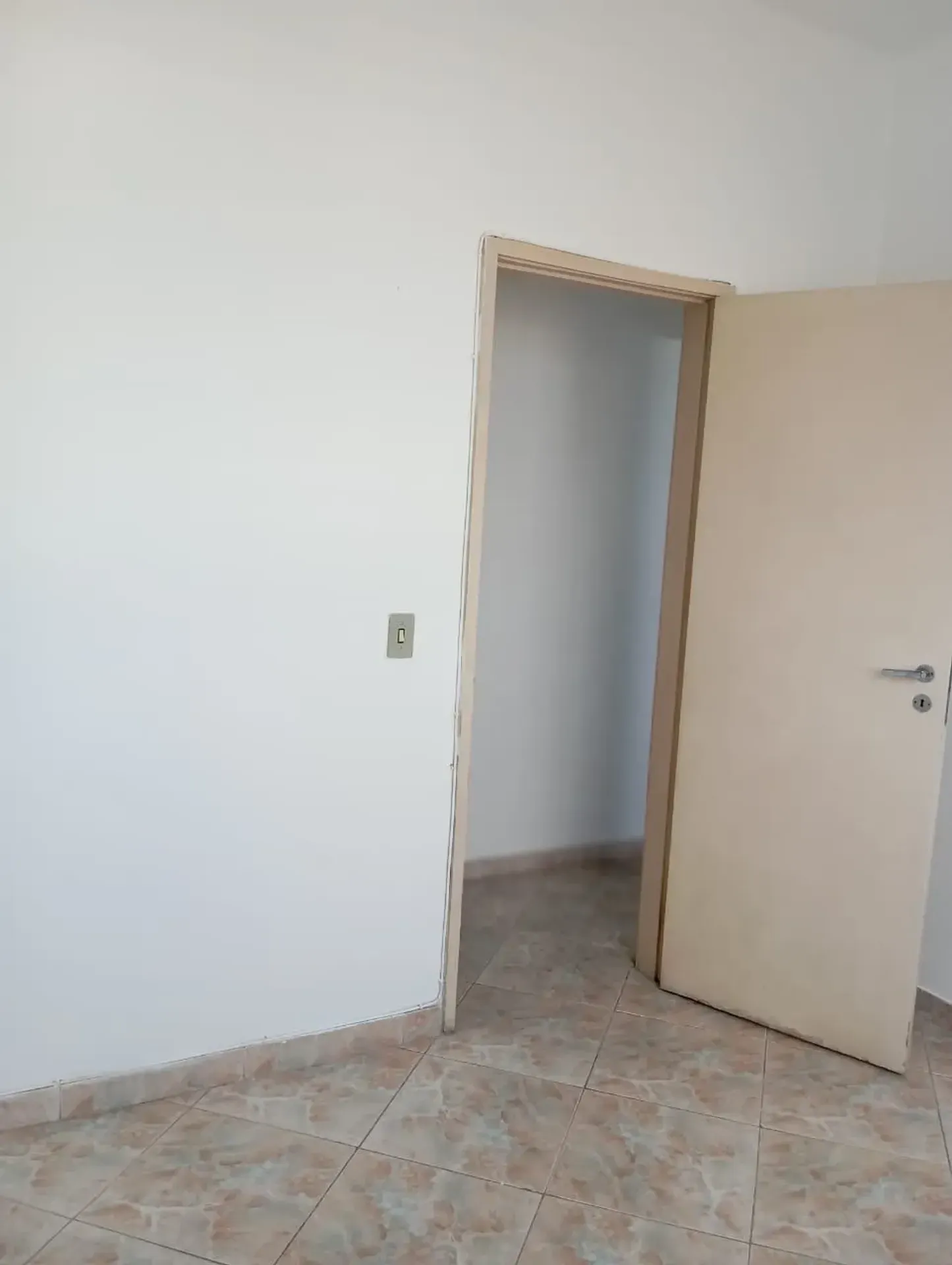 3-bedroom apartment with 2 bathrooms and no parking — photo 22