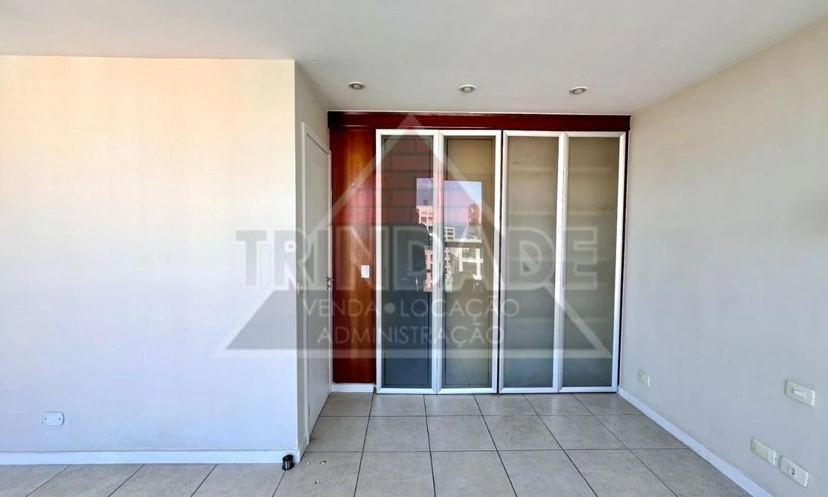 Unfurnished apartment with 3 en-suite bedrooms, 200 m² — photo 22