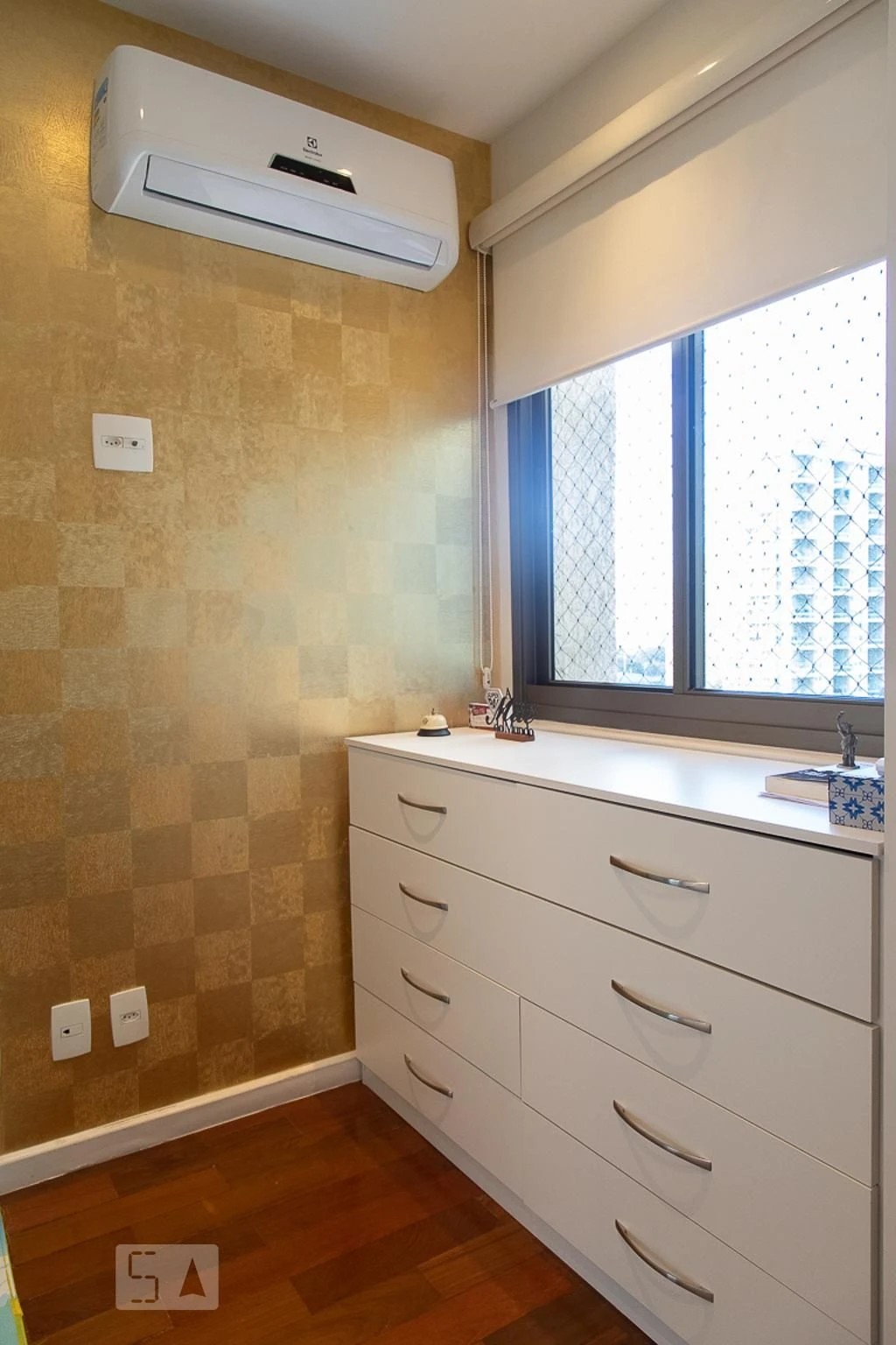 2-bedroom apartment with a home office — photo 3