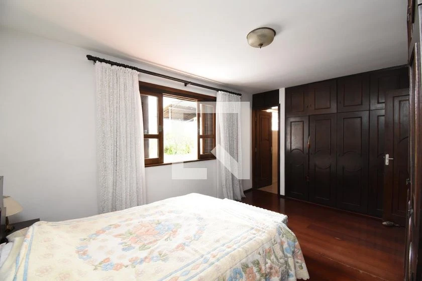 House with 2 bedrooms and a private garden — photo 12