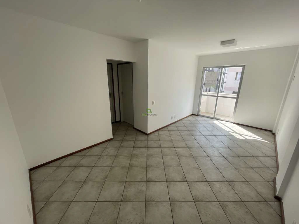 Квартира з 2 спальнями 55 м² і 1 місцем