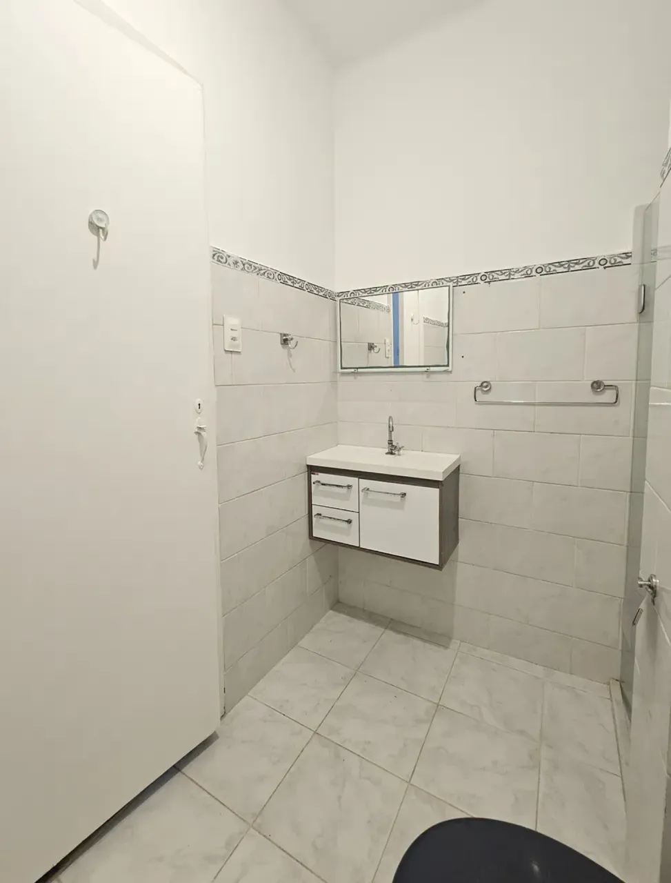 Apartamento com 2 quartos e 80 m² com chuveiro e banheira — photo 18
