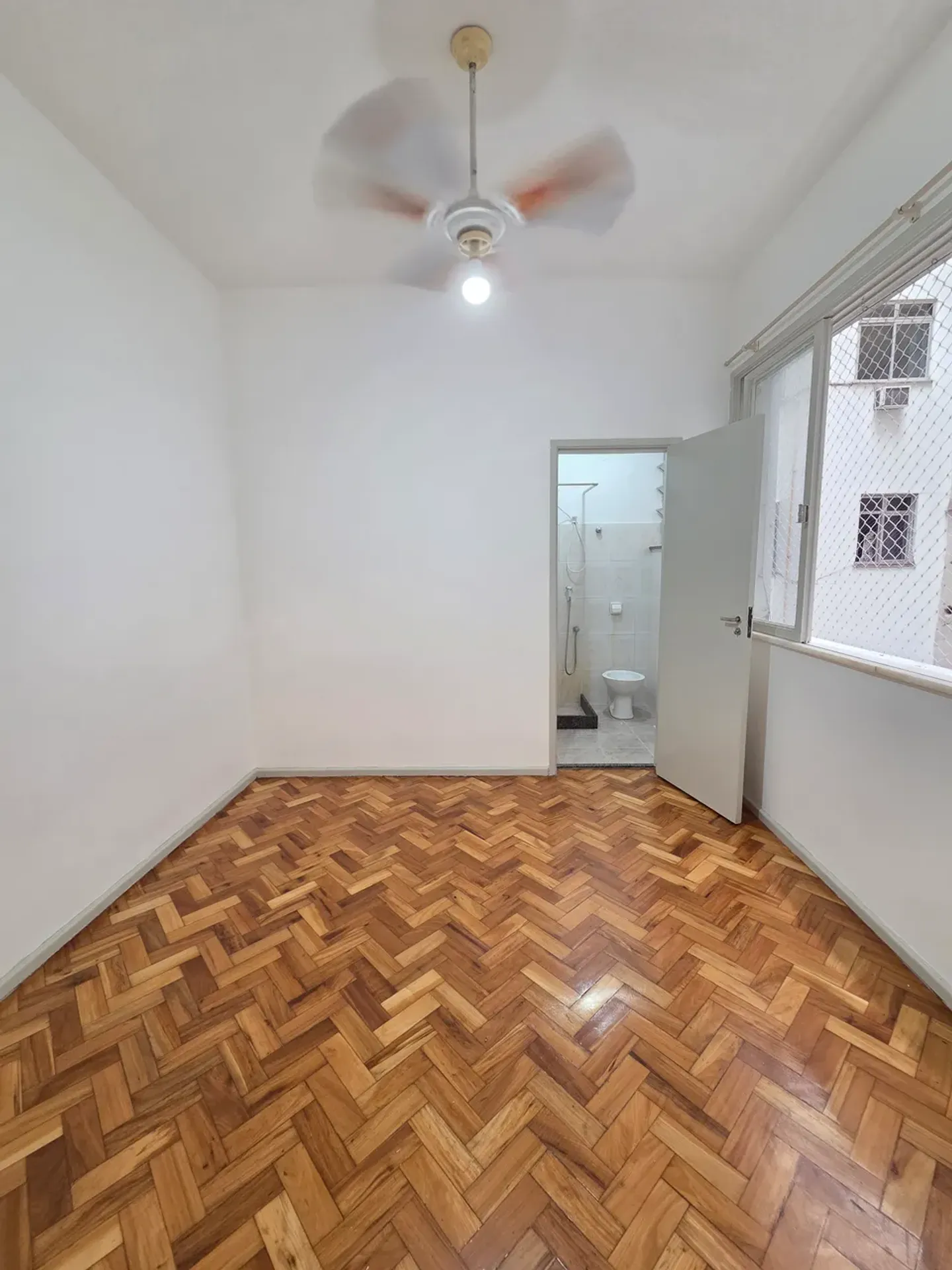 Departamento con piso de madera o laminado en Rio de Janeiro — photo 9