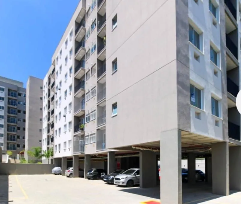 2-bedroom apartment in a building with a gym — photo 5