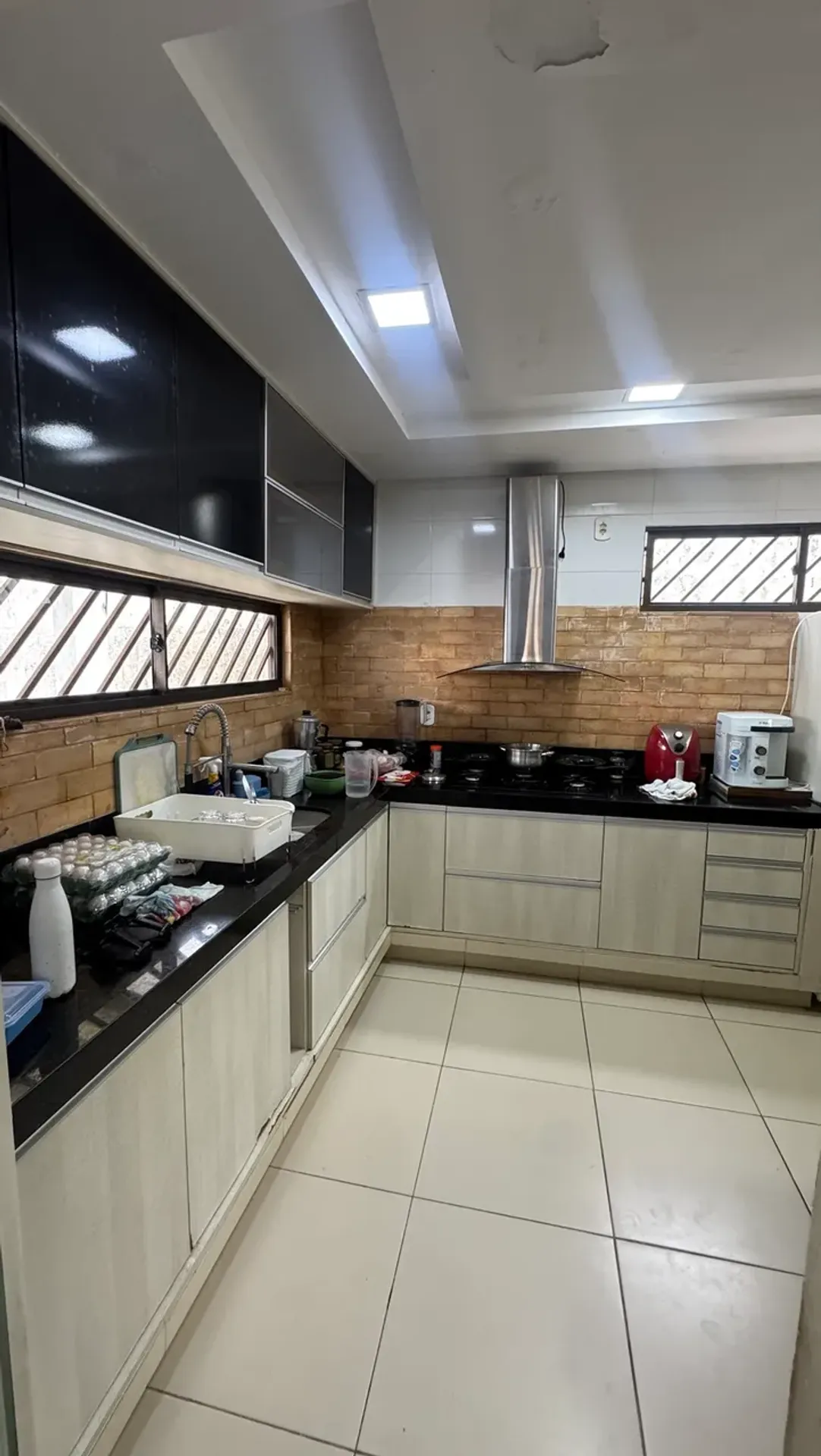 Будинок 480 м² з пральною машиною та гардеробною — photo 4