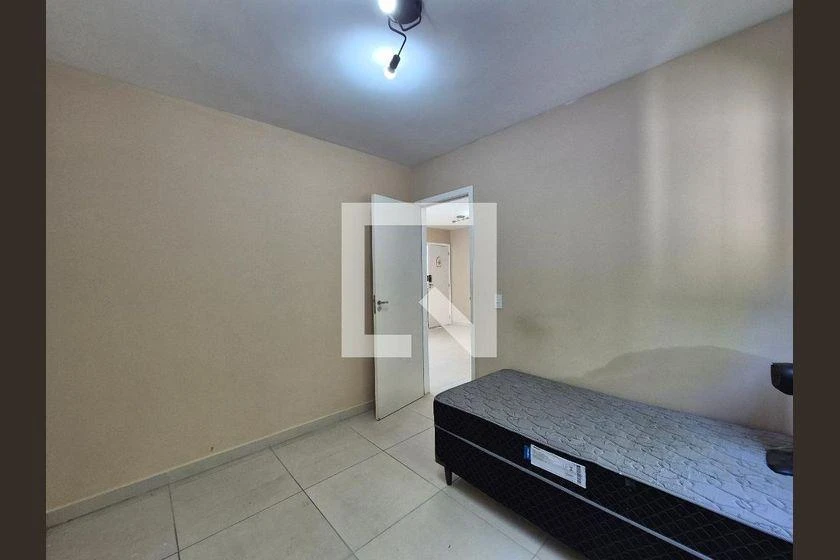 2-bedroom apartment in a building with a gym — photo 31