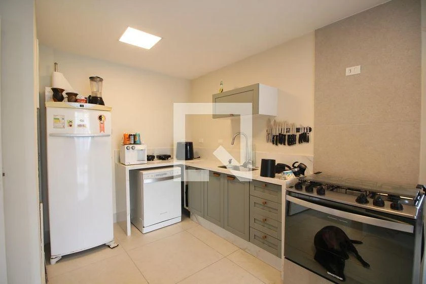 Rental penthouse with 4 bedrooms and terrace — photo 48