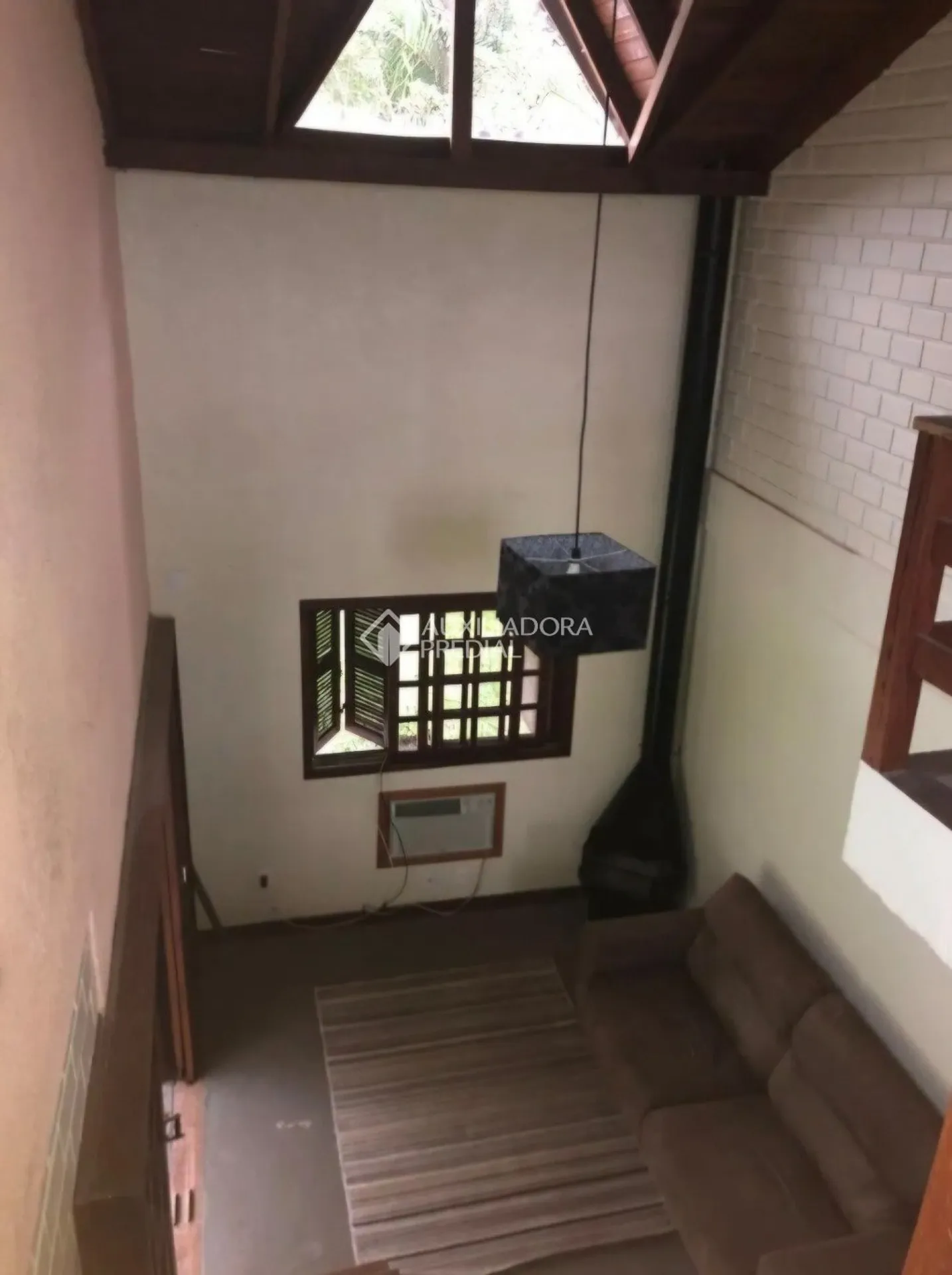 200 m² house with 3 bedrooms and 2 en-suites