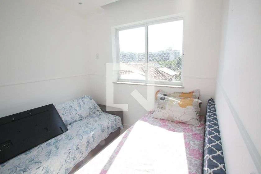 Departamento de 2 dormitorios con balcón cerrado con vidrio — photo 14