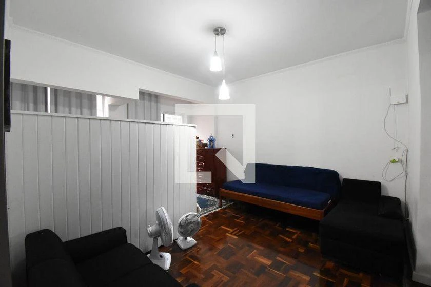 Apartment with wood floors, 2 bedrooms and 130 m² — photo 3