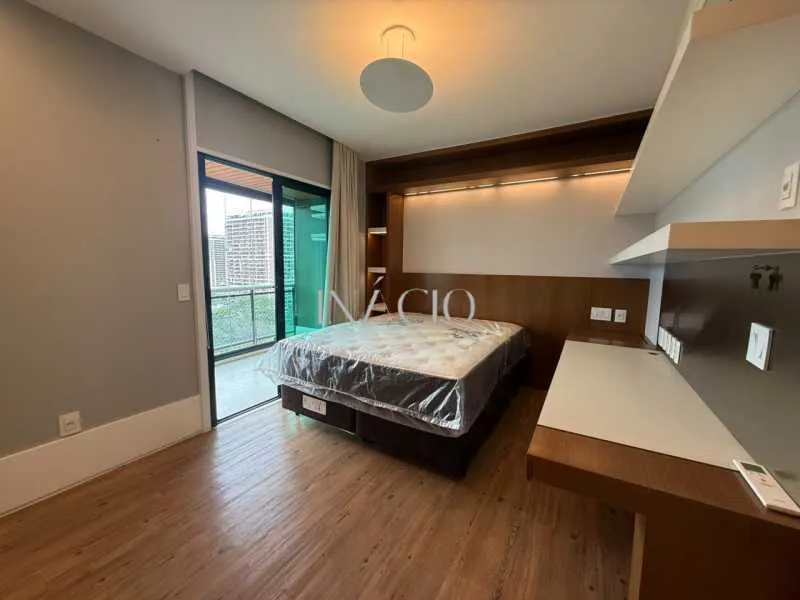 Water view in a 4-bedroom apartment, 380 m² — photo 24