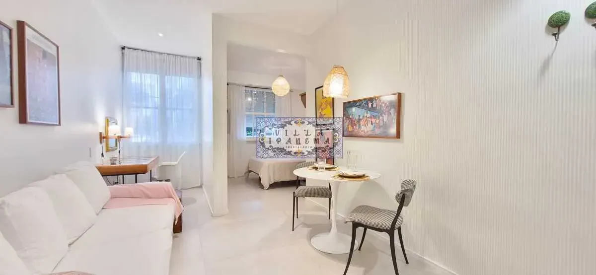 Furnished 1-bedroom apartment with open-plan kitchen