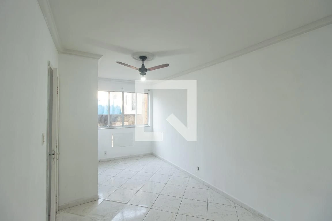 Apartamento de 1 dormitorio con cocina a gas cerrada — photo 25