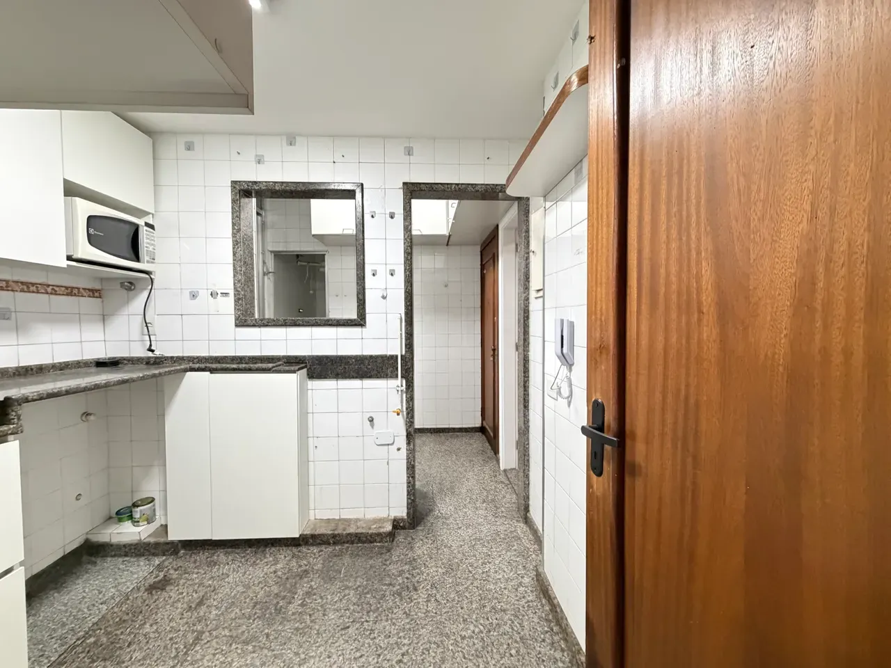 Furnished 80 m² apartment with 2 bedrooms and 2 baths — photo 21