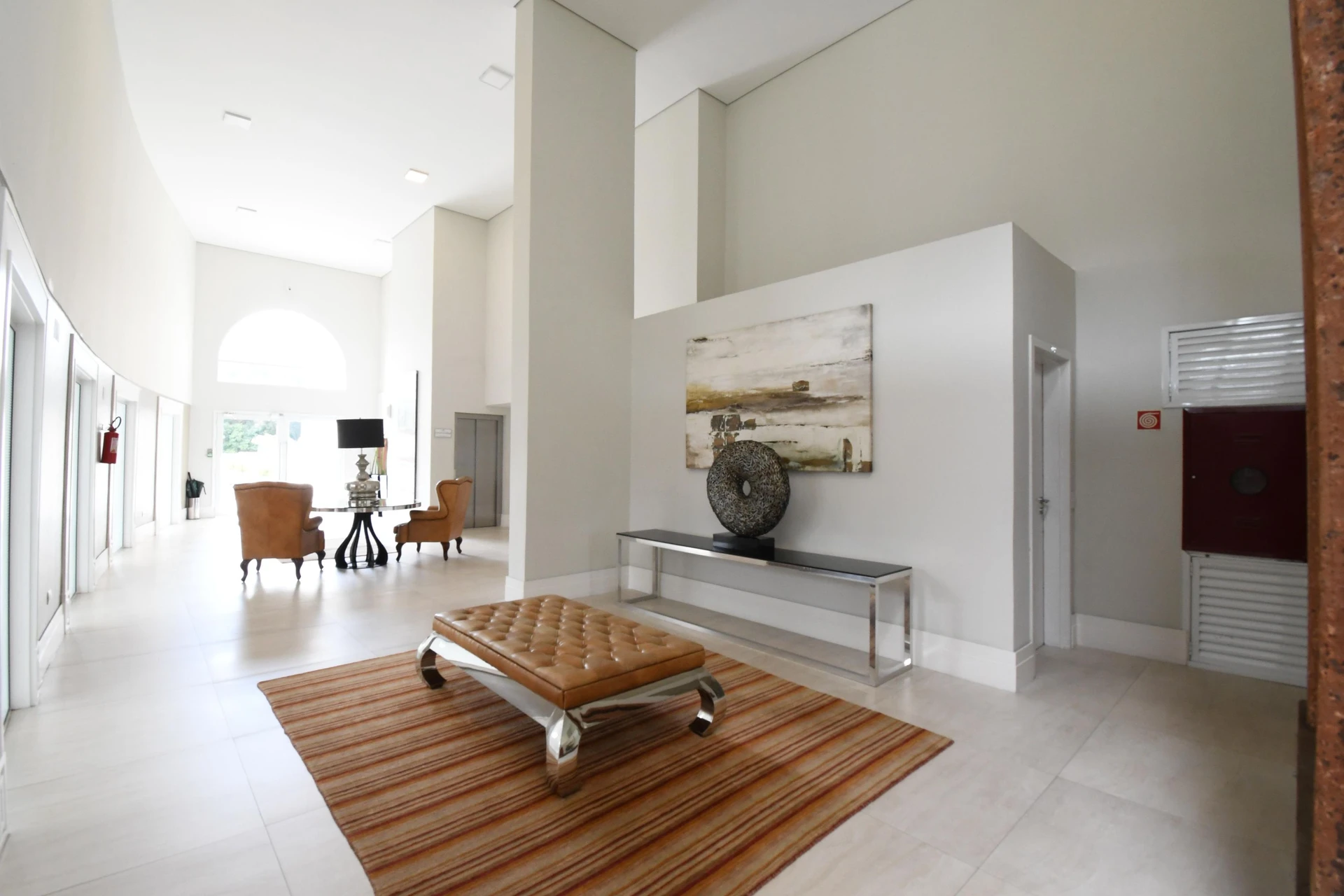 4-bedroom apartment with a dishwasher in Curitiba — photo 55