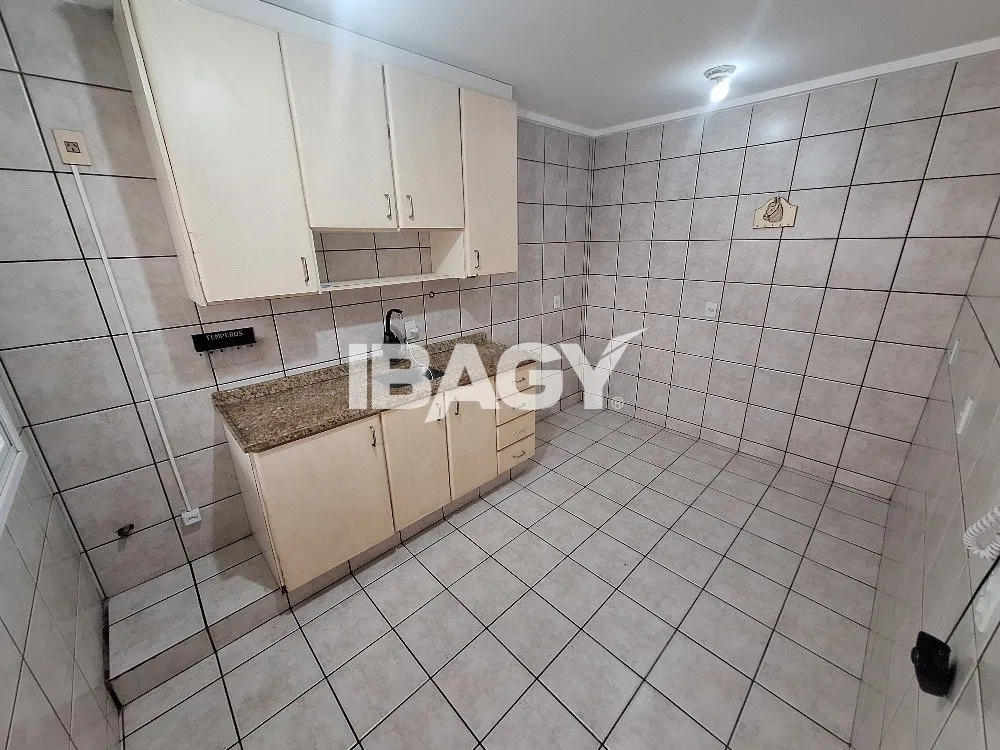 3-bedroom apartment in a building with a pool — photo 2