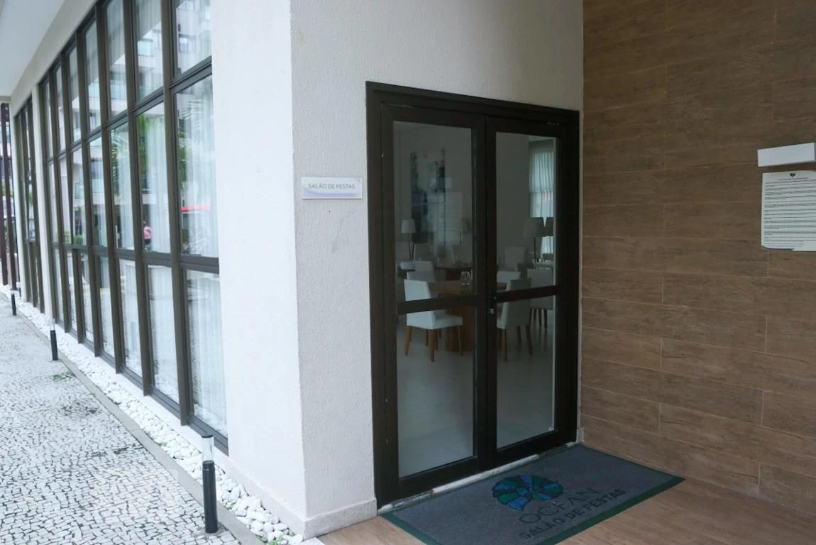 Furnished 2-bedroom apartment with 2 bathrooms and parking — photo 18